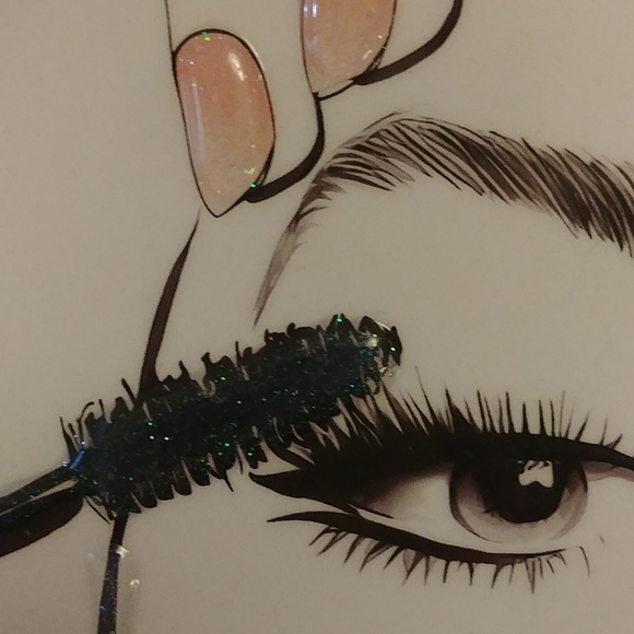 NEW Face Makeup Framed Photo Makeup Room Boudoir Décor - Picture 4 of 6